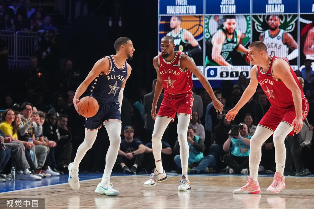 她们手捧蛋 她们手捧蛋