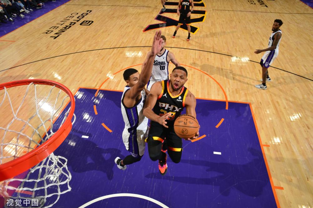 一位参与者 一位参与者