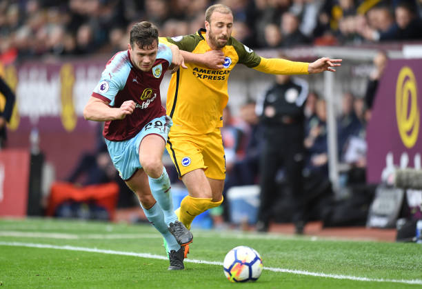 通过他的领 通过他的领